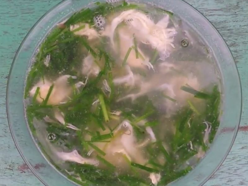 Cách nấu canh hẹ trứng